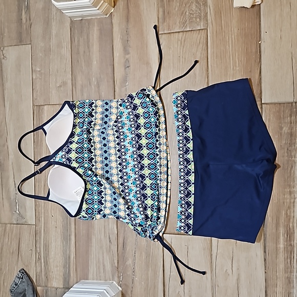 South point women's bathing suit size 12. 2161 - Picture 2 of 2